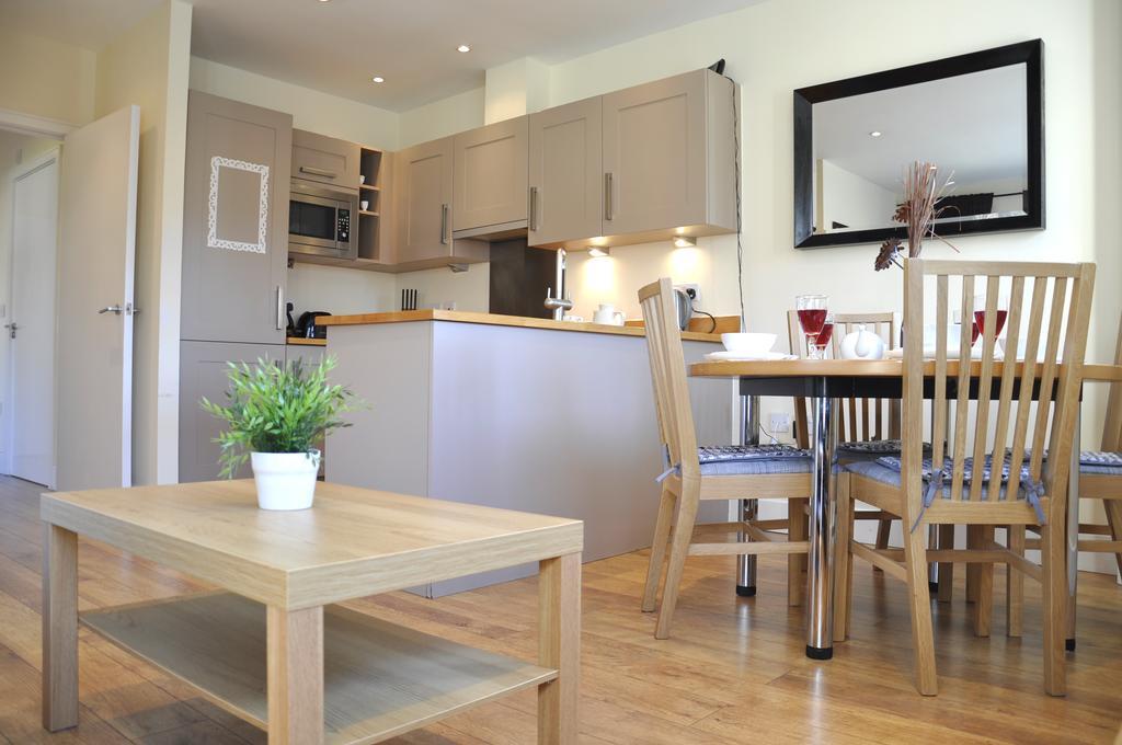 Apartamento Beautiful 4-bedroom Flat In Bridge/borough! *