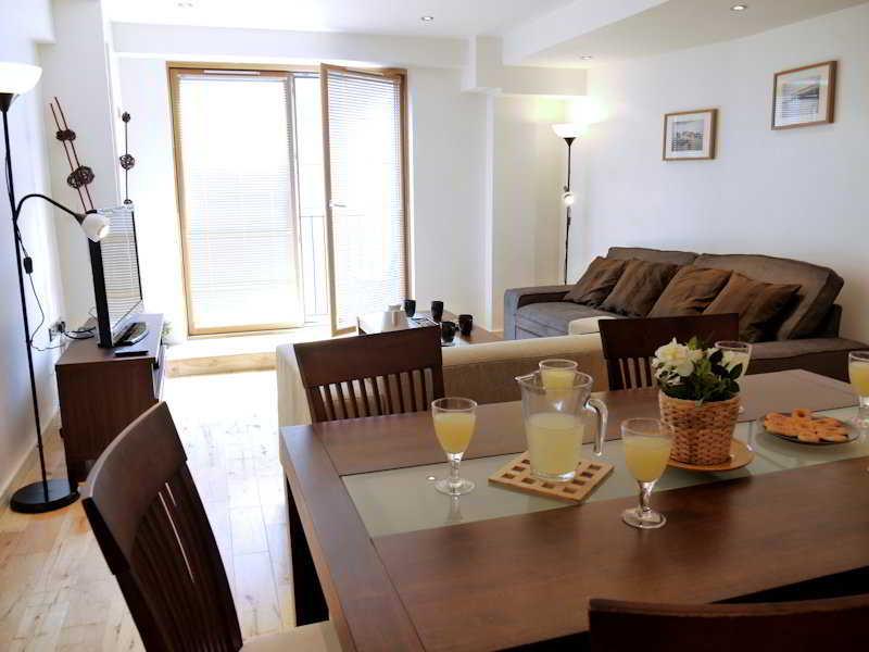 Beautiful 4-bedroom Flat In Bridge/borough! Apartamento