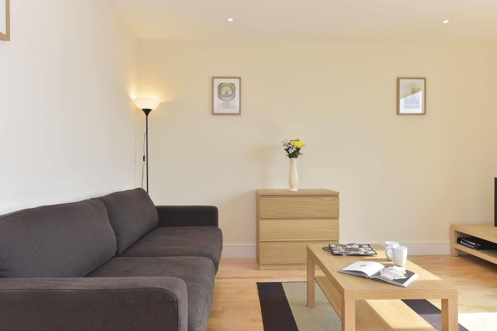 Beautiful 4-bedroom Flat In Bridge/borough! Apartamento Londres